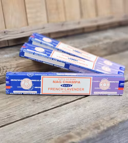 Satya Sai Baba Combo Serie - Nag Champa och French Lavender, rökelsepinnar