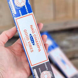 Satya Sai Baba Combo Serie - Nag Champa och Good Vibes, rökelsepinnar