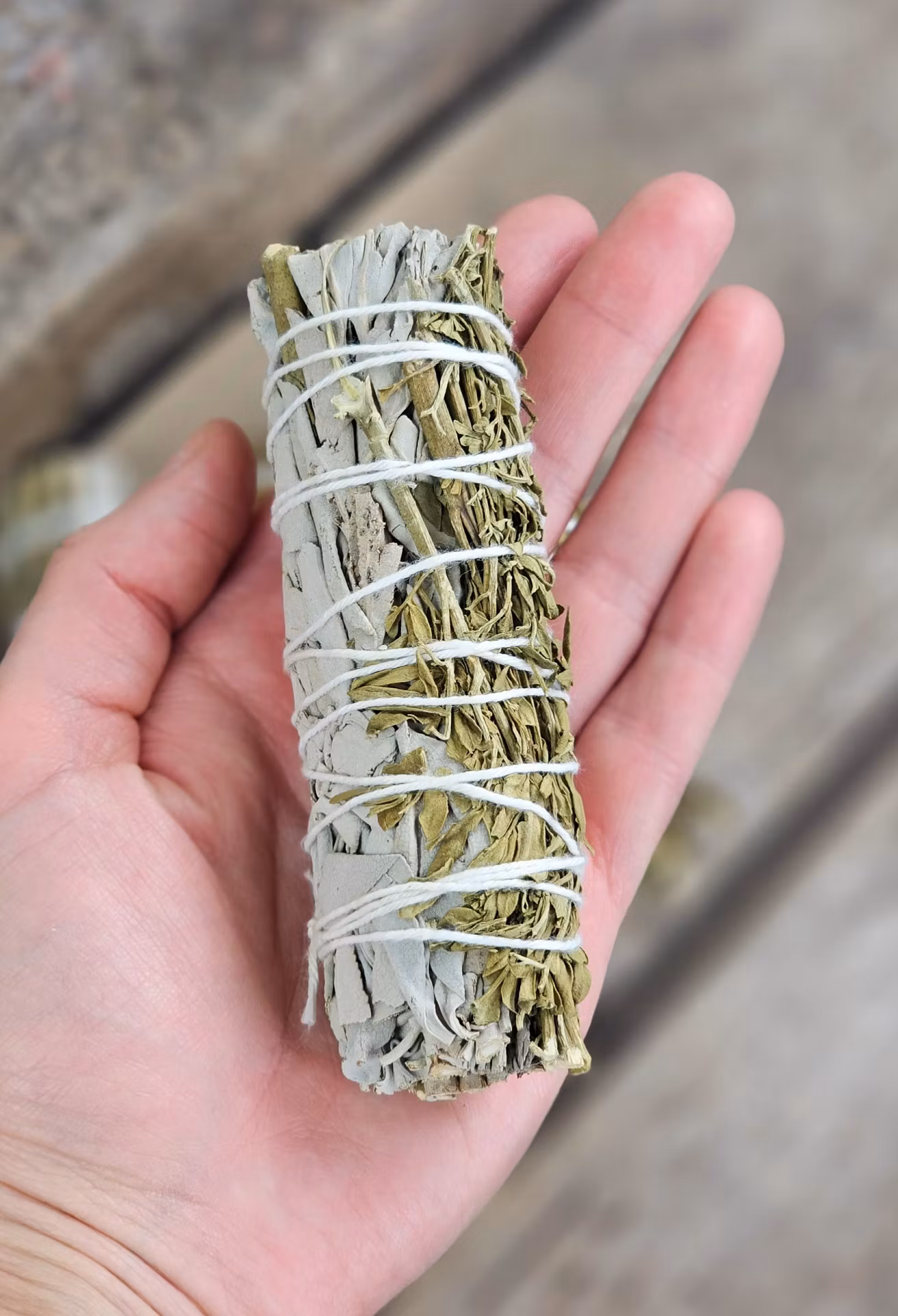 Vit Salvia med Vinruta (Ruda Rue)