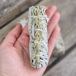Vit Salvia med Sweetgrass