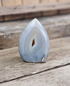 Agat, polerad kristall stående #2