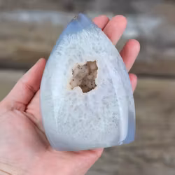 Agat, polerad kristall stående #6