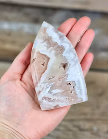 Rosa Ametist, polerad kristall stående #4