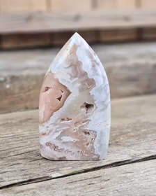 Rosa Ametist, polerad kristall stående #4