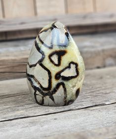 Septarian (Draksten), polerad kristall stående friform #7