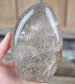 Rökkvarts, polerad kristall stående friform #3