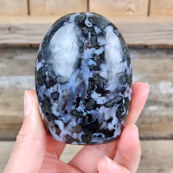 Indigo Gabbro, polerad kristall stående friform #4