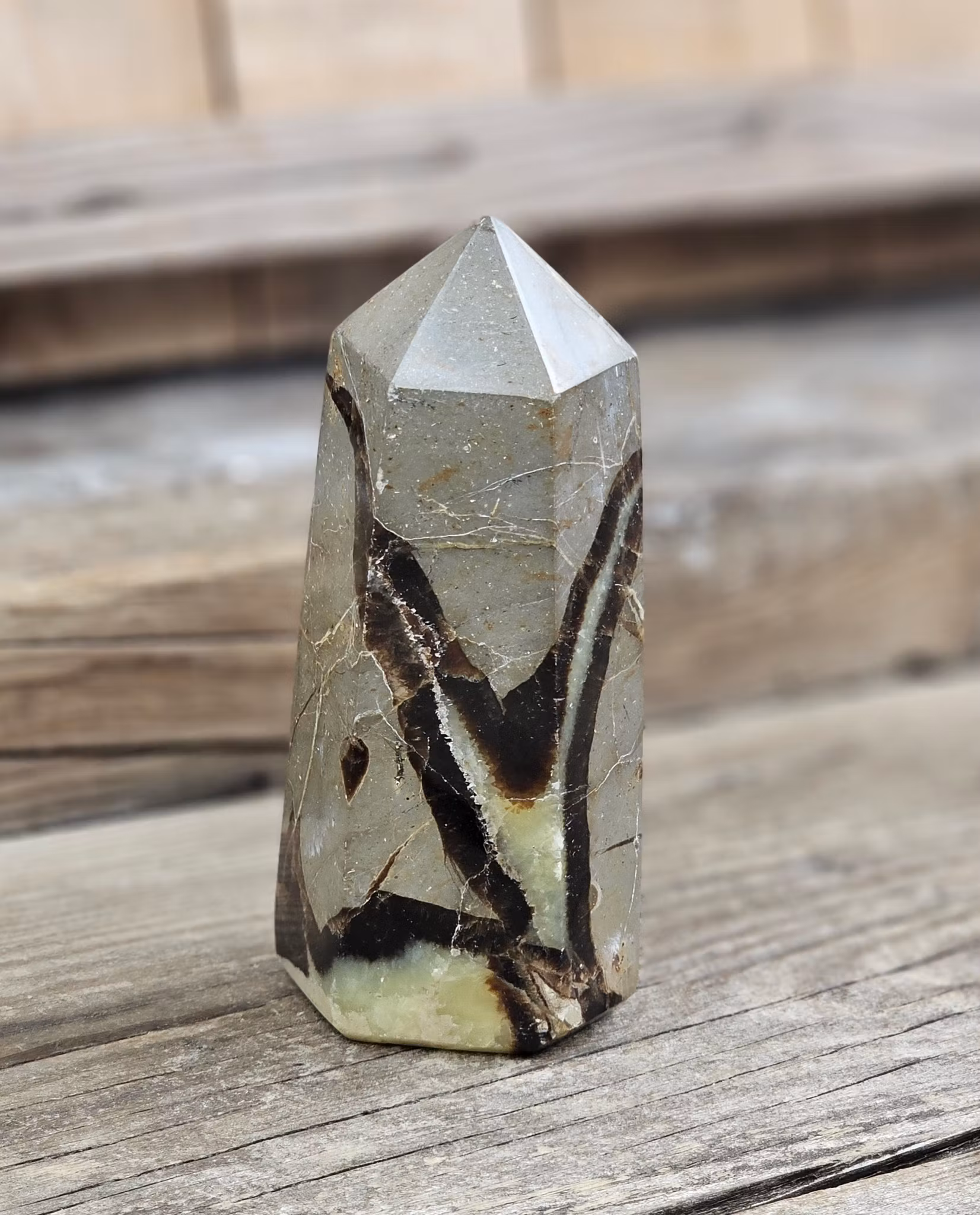 Septarian (Draksten), spets