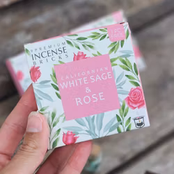 Aromafume - White Sage & Rose, rökelsebrickor