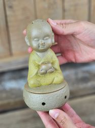 Stor rökelsehållare, munk gul