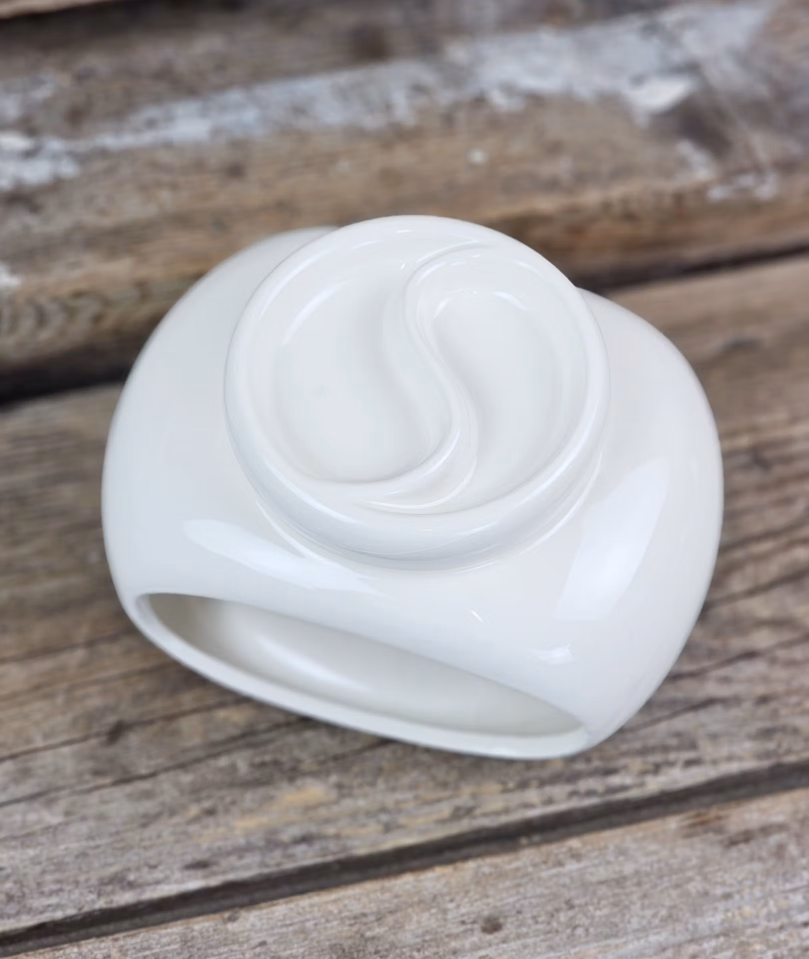 Aromalampa, dubbel diffuser creme vit
