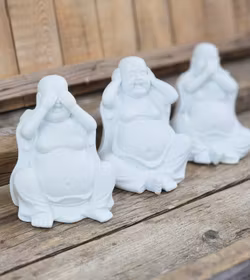 Aromalampa, diffuser vit keramik stor Buddha x3 (inte se/höra/tala) utgående