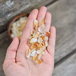 Citrin, små trumlade