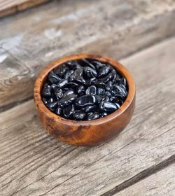 Svart Turmalin, små trumlade