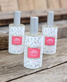 Le Chatelard 1802 - Rose Petals, pillow mist