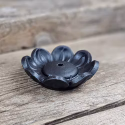 Rökelsehållare, liten svart Lotusblomma