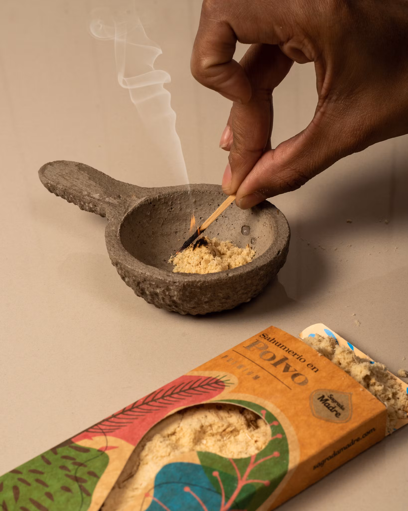 Sagrada Madre - Yagra & Orientaliskt trä, rökelsepulver