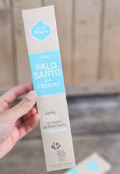 Sagrada Madre - Palo Santo med Fresias, rökelsepinnar