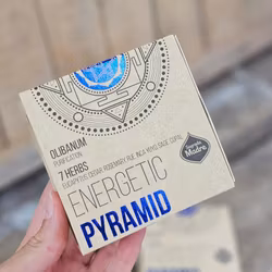 Sagrada Madre - Frankincense & 7 örter, energipyramider
