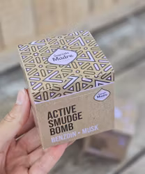 Sagrada Madre - Bombitas, Benzoin & Musk rökelsebollar 8-pack