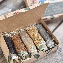 Sagrada Madre Sahumitos - Smudge Box x 5 Resins & Spices