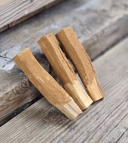 Palo Santo (Heligt trä), smudge med Kanel