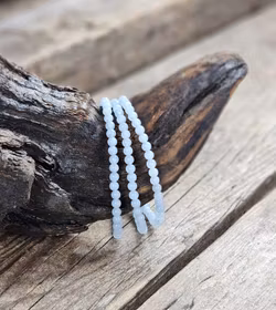 Akvamarin, armband 4mm runda pärlor