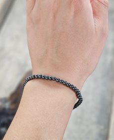 Hematit, armband 4mm runda pärlor