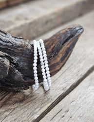Howlit, armband 4mm runda pärlor
