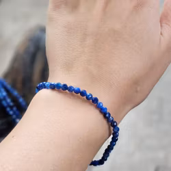 Kyanit, armband 4mm facetterade pärlor