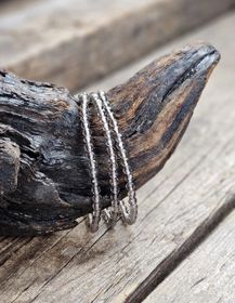 Rökkvarts, armband 4mm facetterade pärlor