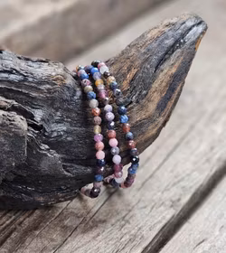 Rubin & Safir mix, armband 4mm facetterade pärlor
