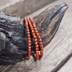 Röd Jaspis, armband 4mm facetterade pärlor