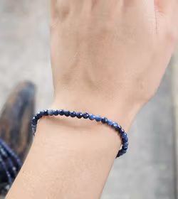 Safir, armband 4mm facetterade pärlor