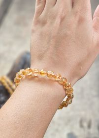 Citrin extra, armband 8mm facetterade pärlor