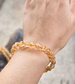 Citrin extra, armband 8mm facetterade pärlor