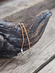 Karneol, armband 3mm facetterade pärlor macramé