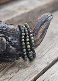 Drakblodsjaspis, armband 6mm runda pärlor