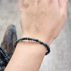 Kambabajaspis, armband 4mm facetterade pärlor