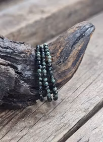 Kambabajaspis, armband 4mm facetterade pärlor