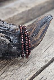 Oxöga, armband 4mm runda pärlor