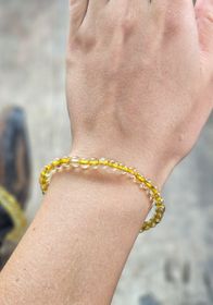 Guldrutilkvarts #2, armband 4mm runda pärlor