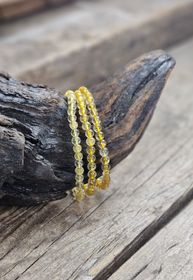 Guldrutilkvarts #2, armband 4mm runda pärlor