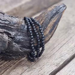 Lavasten, armband 4mm runda pärlor