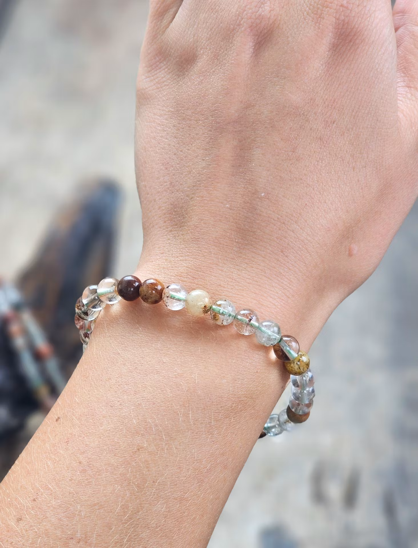 Rutilkvarts och Lodolit mix, armband 6mm runda pärlor