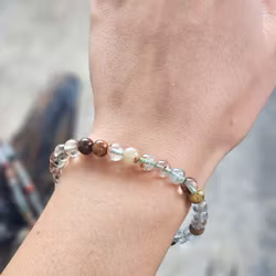 Rutilkvarts och Lodolit mix, armband 6mm runda pärlor