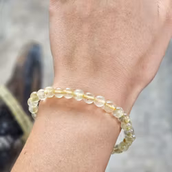 Guldrutilkvarts, armband 6mm runda pärlor
