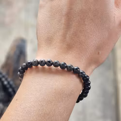 Svart Opal, armband 6mm runda pärlor