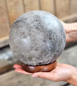 Himalaya Saltkristall, lampa svart klot