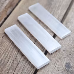 Vit Selenit, polerad laddningsplatta 15 cm